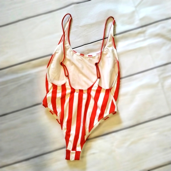 🐠 Host's Pick🐠 Billabong "Free the Waves"  NWT - Picture 2 of 5